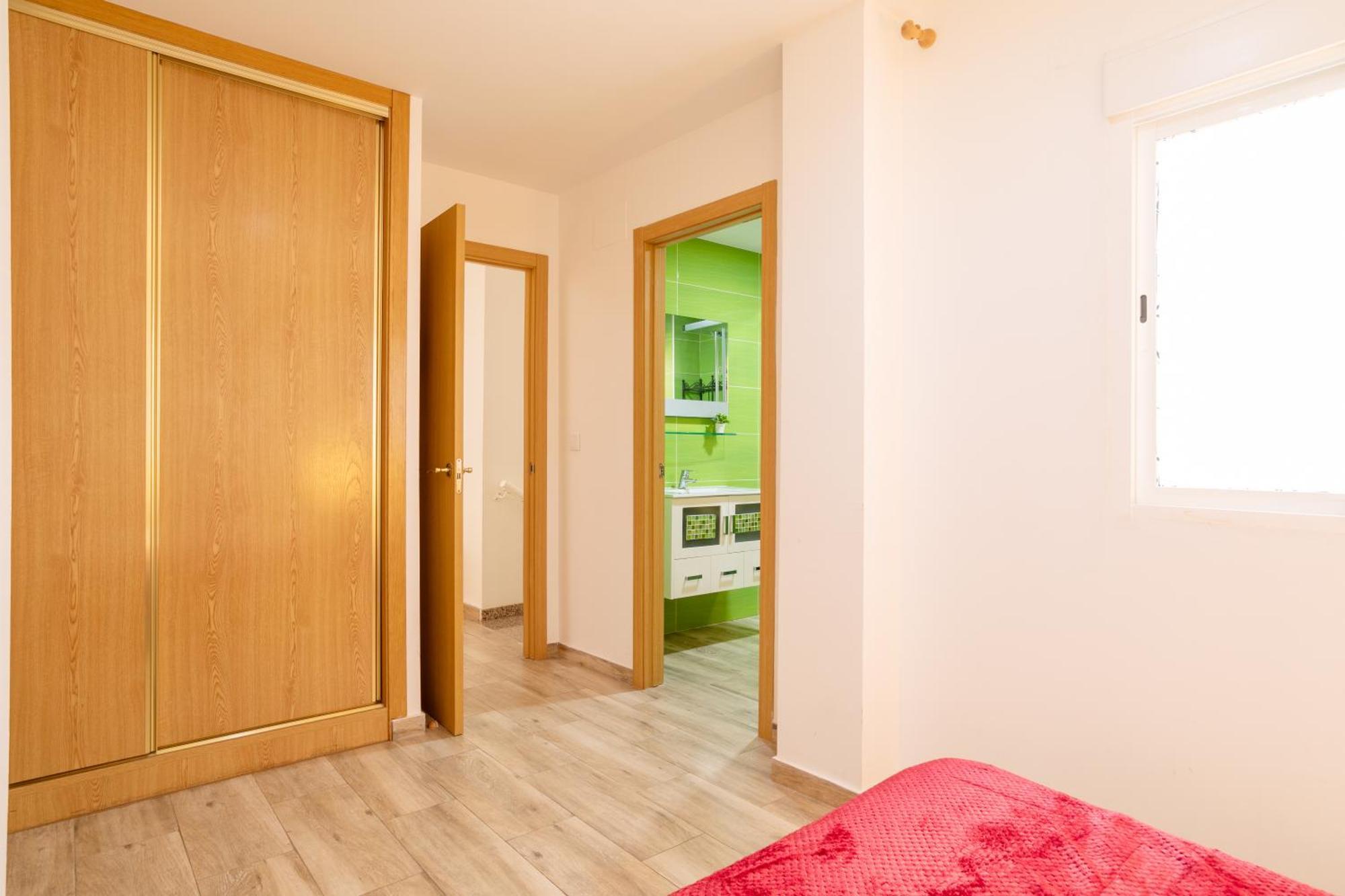 Apartamentos San Leandro, Centro Alicante Exterior foto